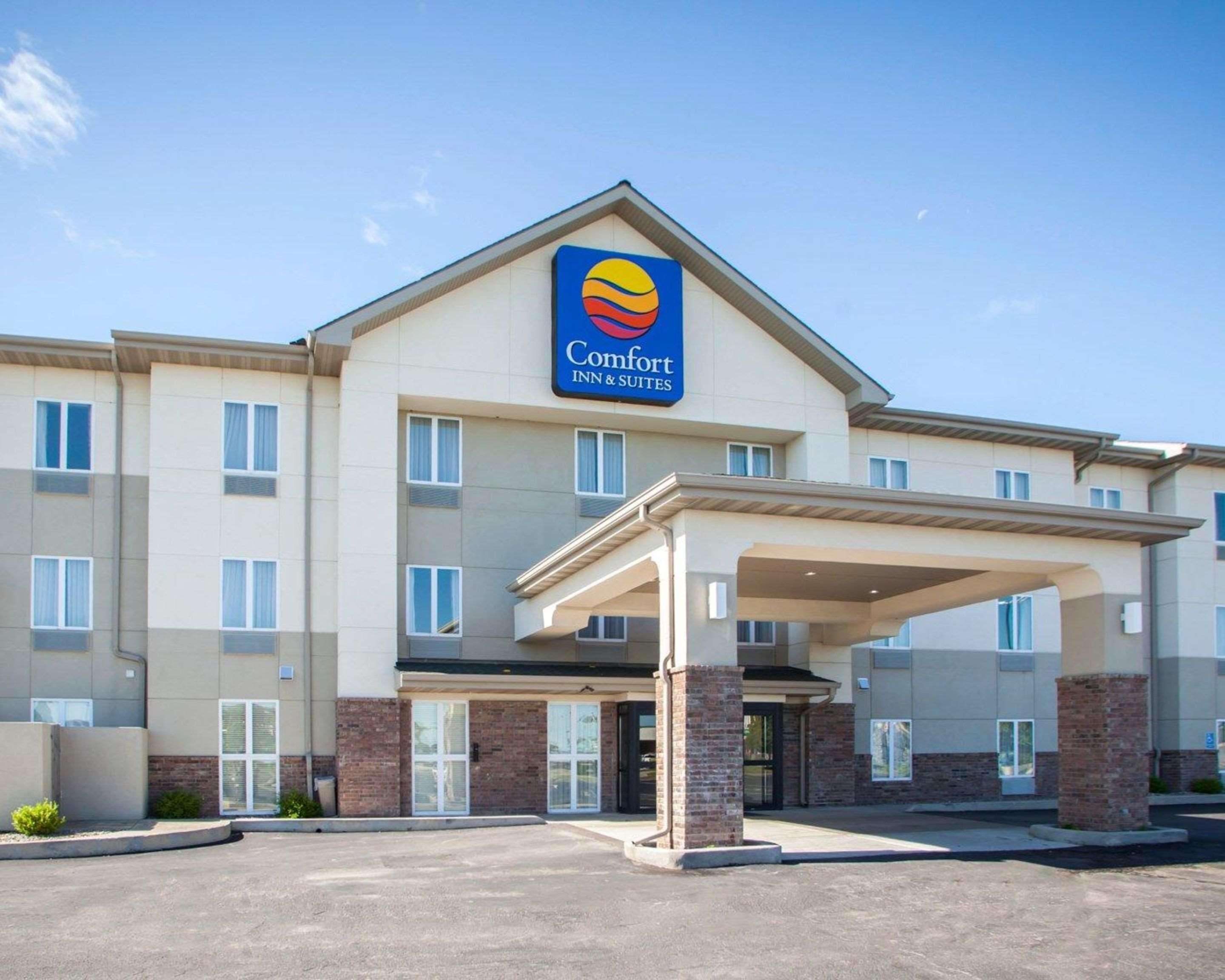 Comfort Inn & Suites Harrisonville Экстерьер фото