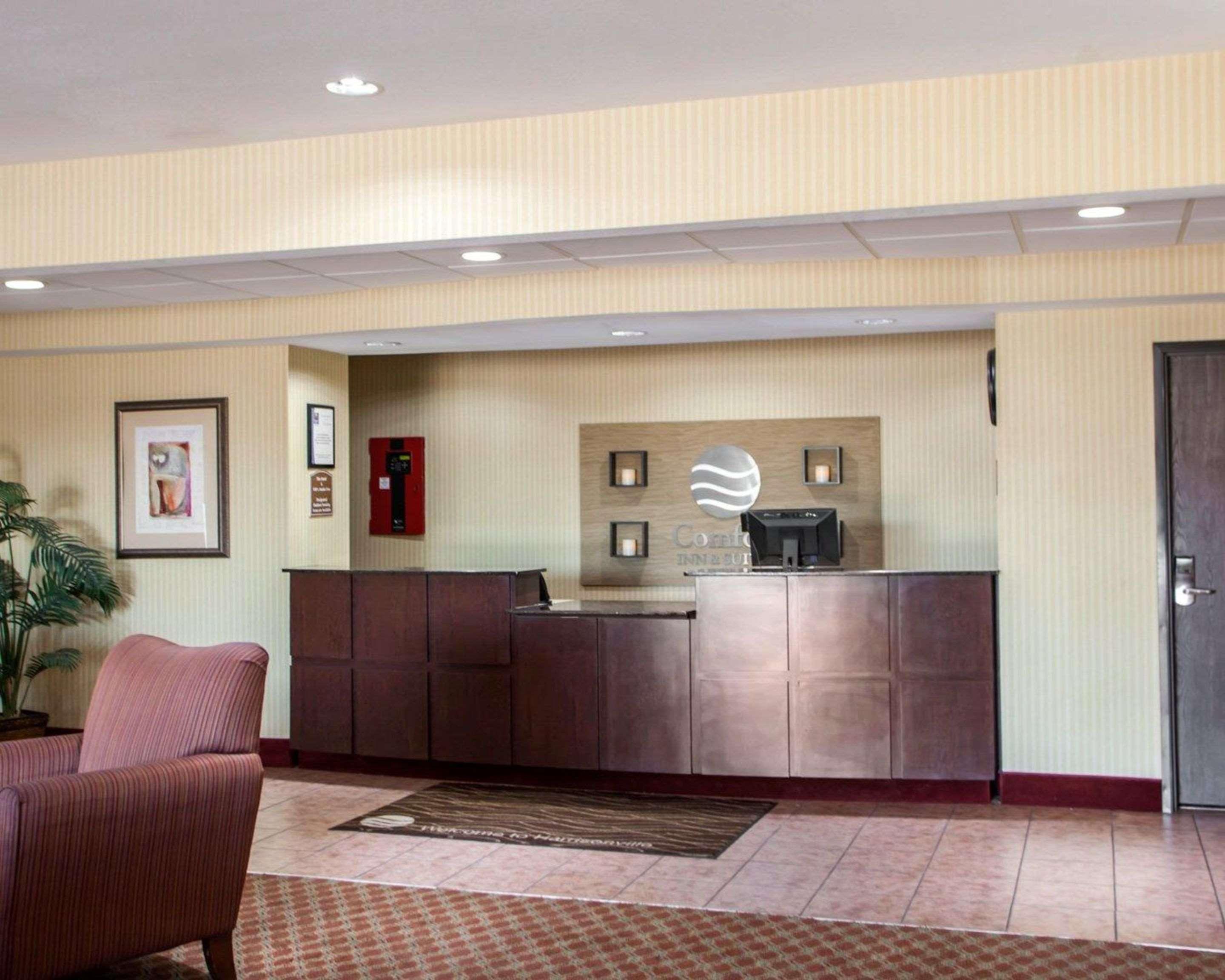 Comfort Inn & Suites Harrisonville Экстерьер фото