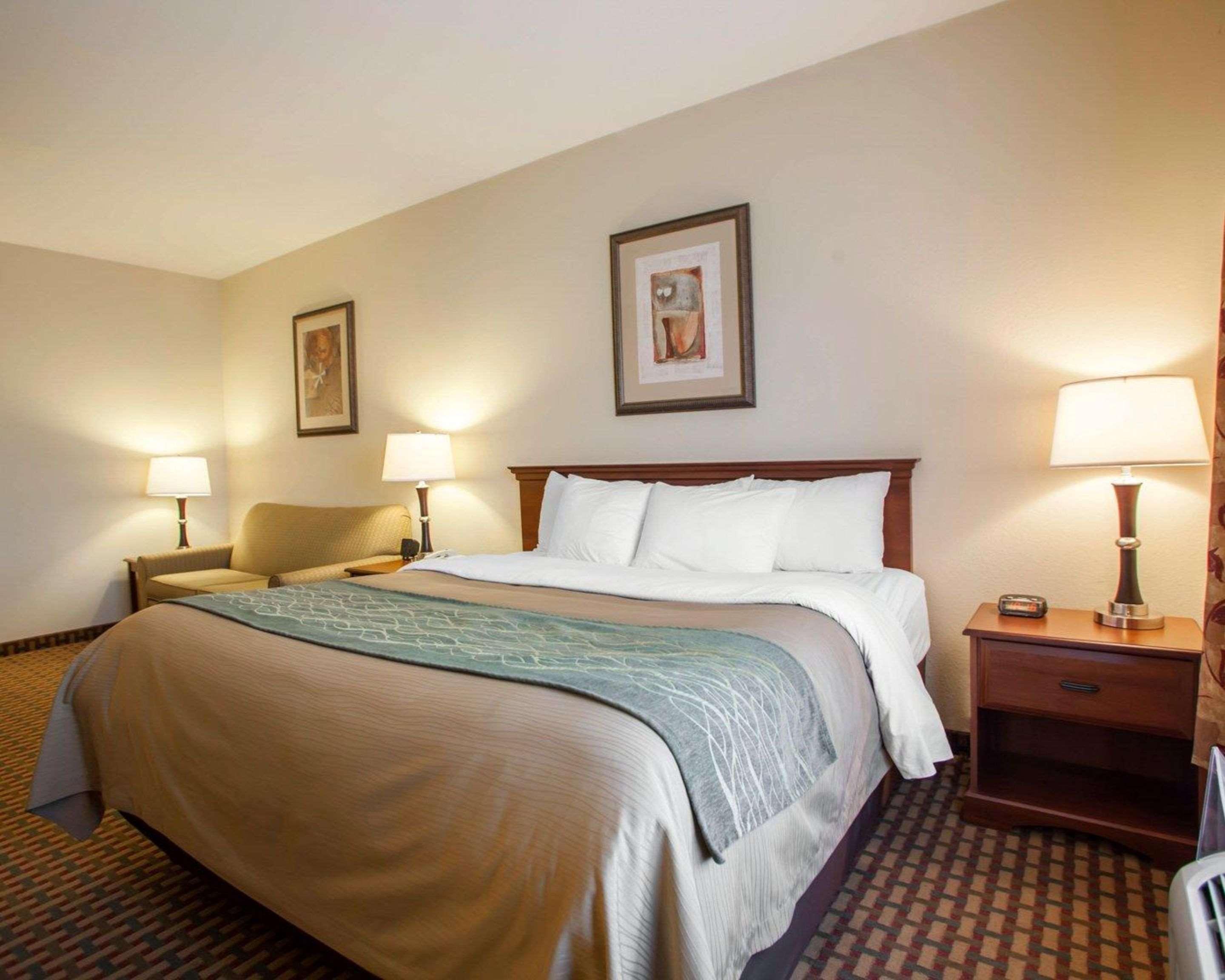 Comfort Inn & Suites Harrisonville Экстерьер фото