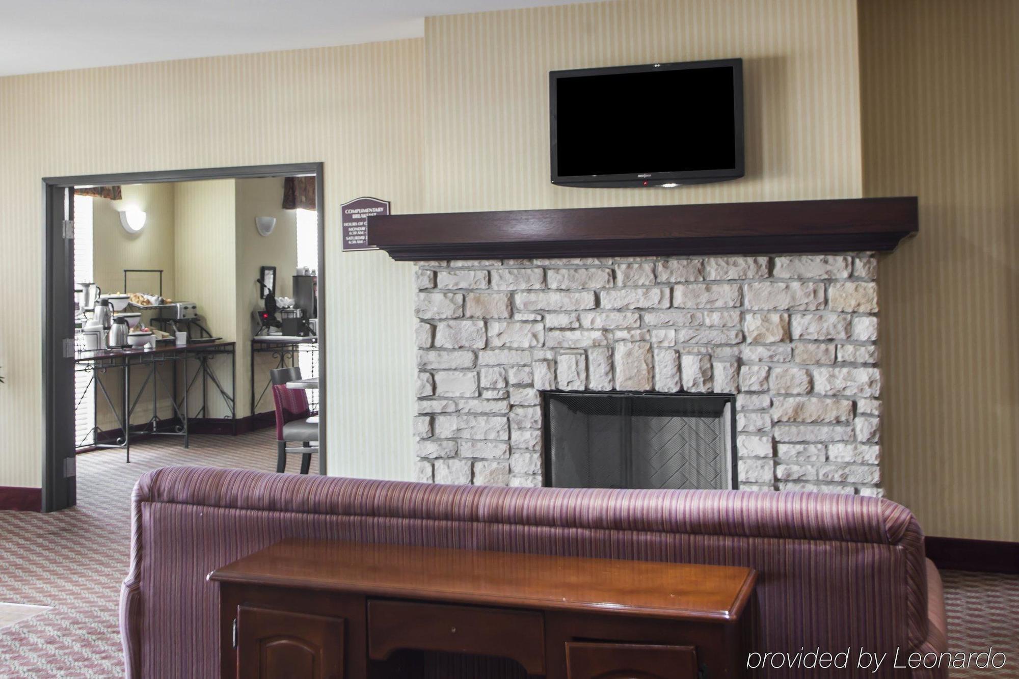 Comfort Inn & Suites Harrisonville Экстерьер фото