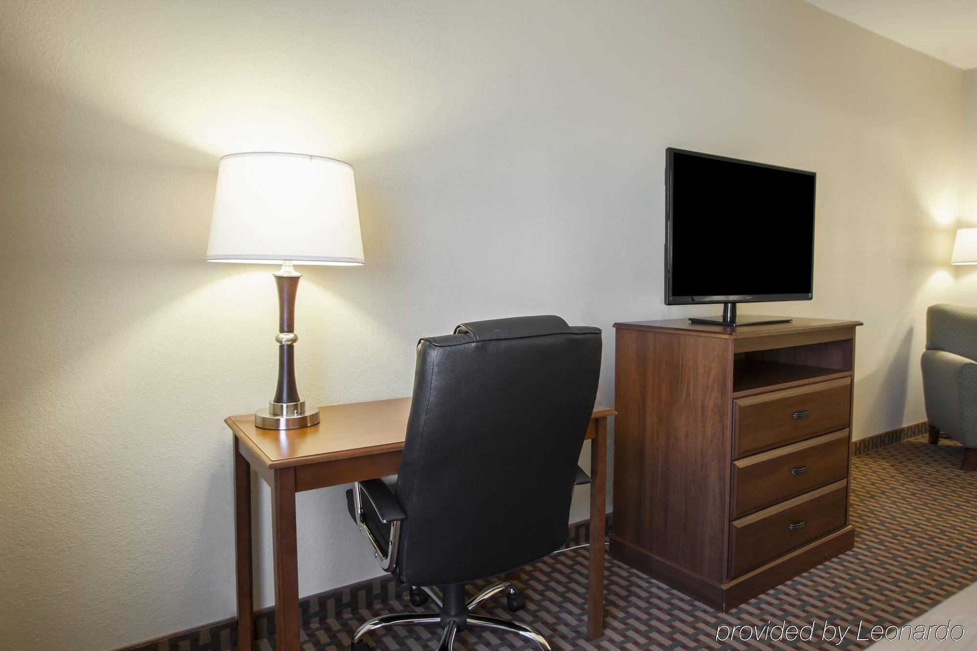 Comfort Inn & Suites Harrisonville Экстерьер фото