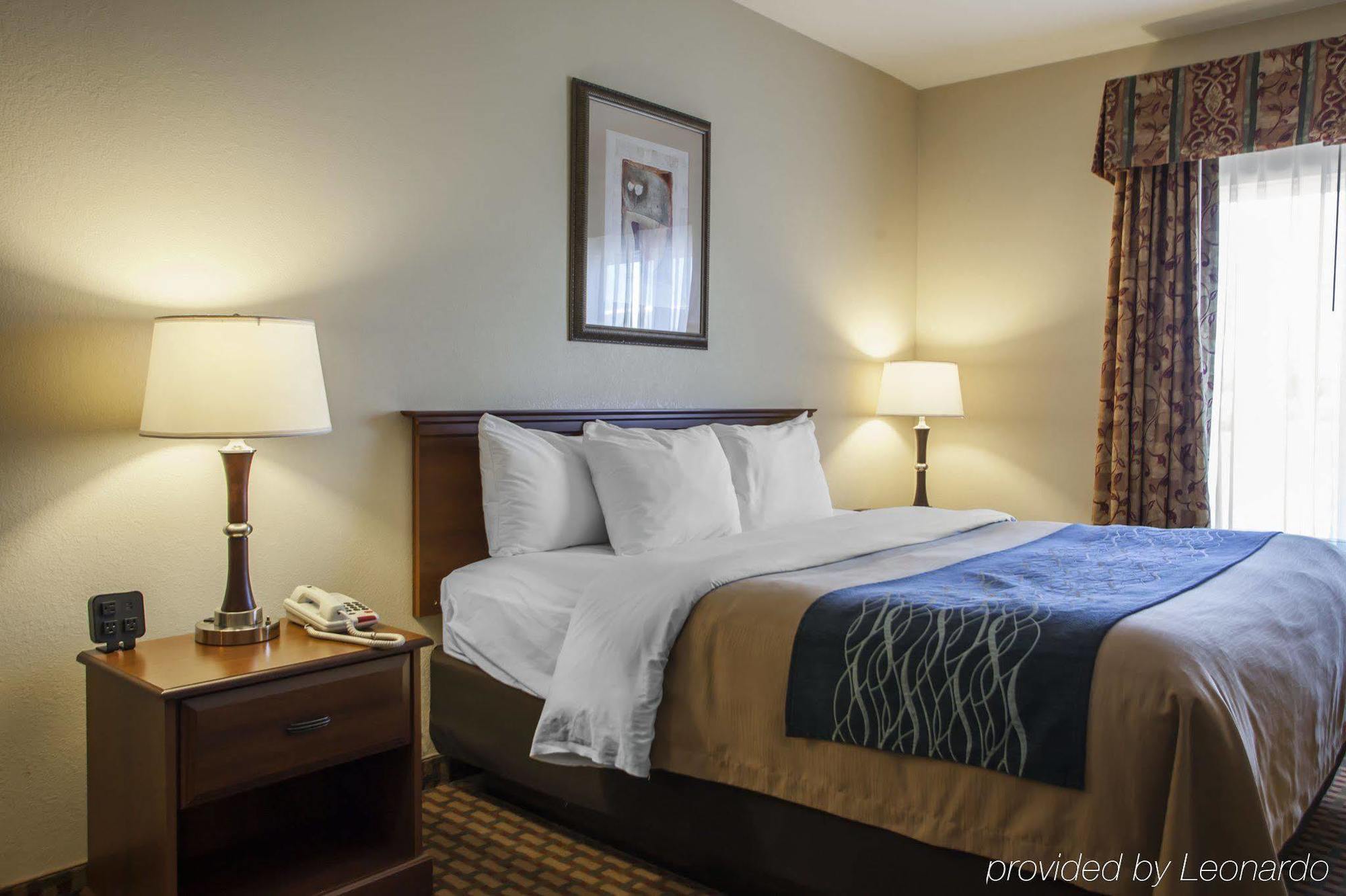 Comfort Inn & Suites Harrisonville Экстерьер фото