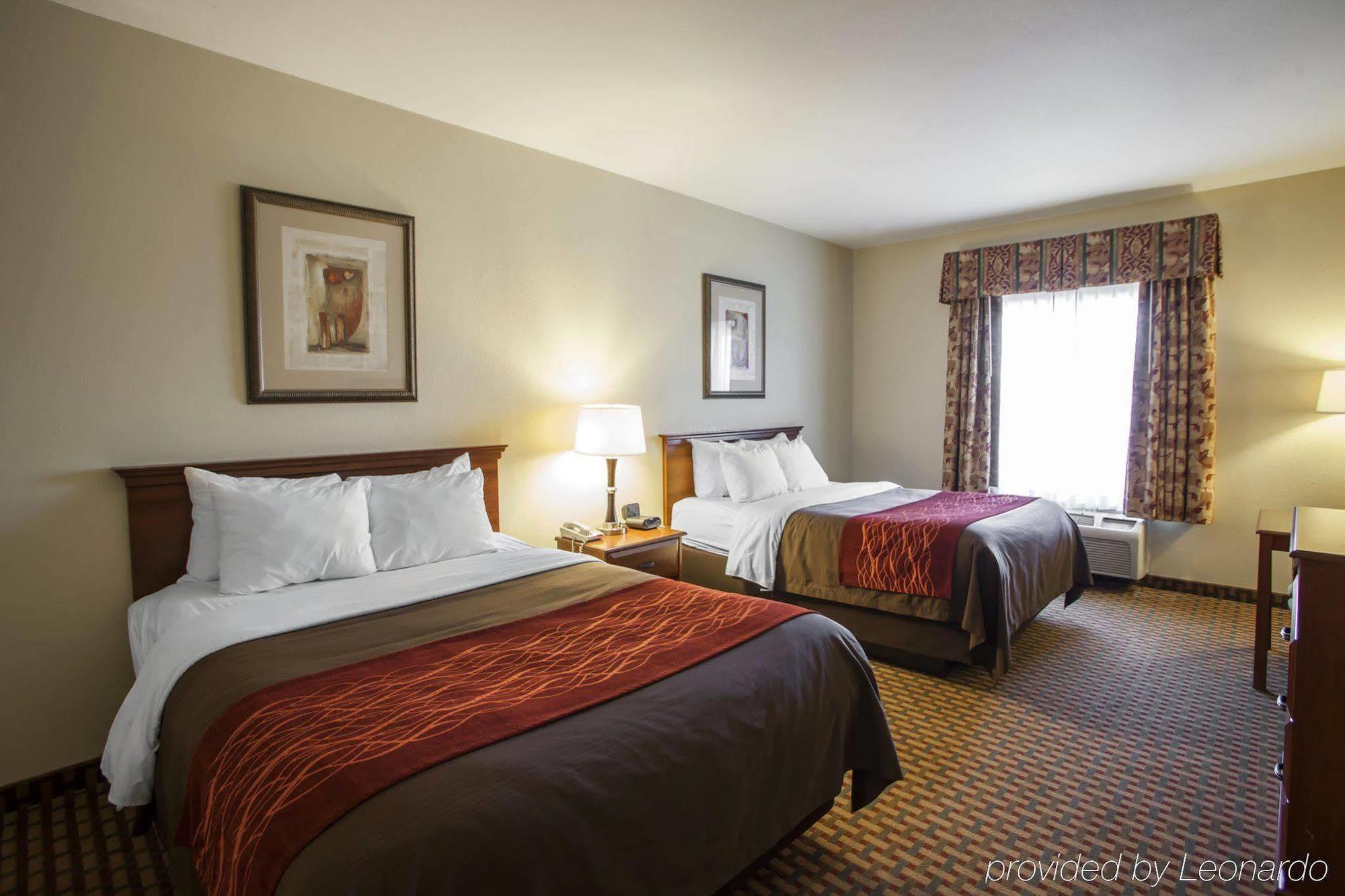 Comfort Inn & Suites Harrisonville Экстерьер фото